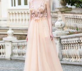 A Line Deep V Neck Appliques Tulle Prom Dress LBQ3865 main image 1