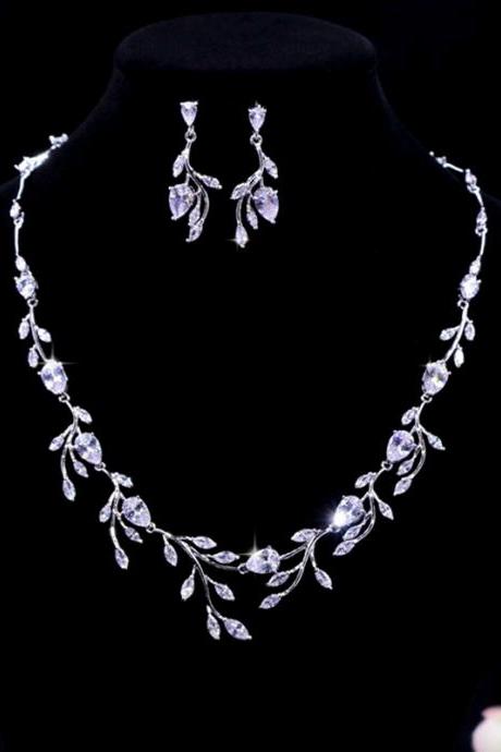 Simple diamond necklace earrings dress accessories